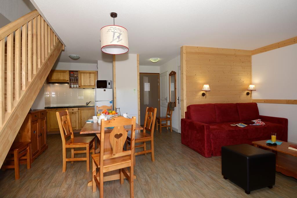 Residence Odalys Les Bergers Saint-Sorlin-d'Arves Exterior foto